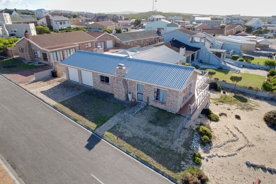 3 Bedroom Property for Sale in Struisbaai Western Cape